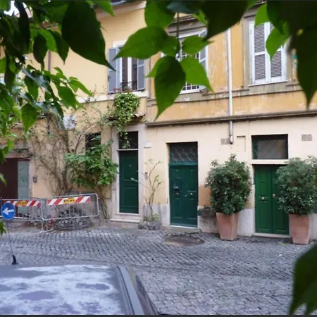 Comfy In The Heart Of Nightlife Daire Roma